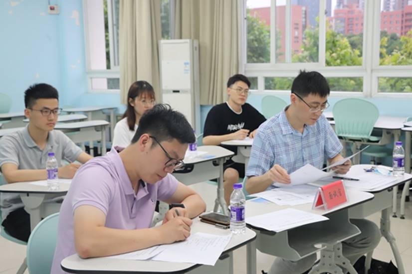 面试官们3